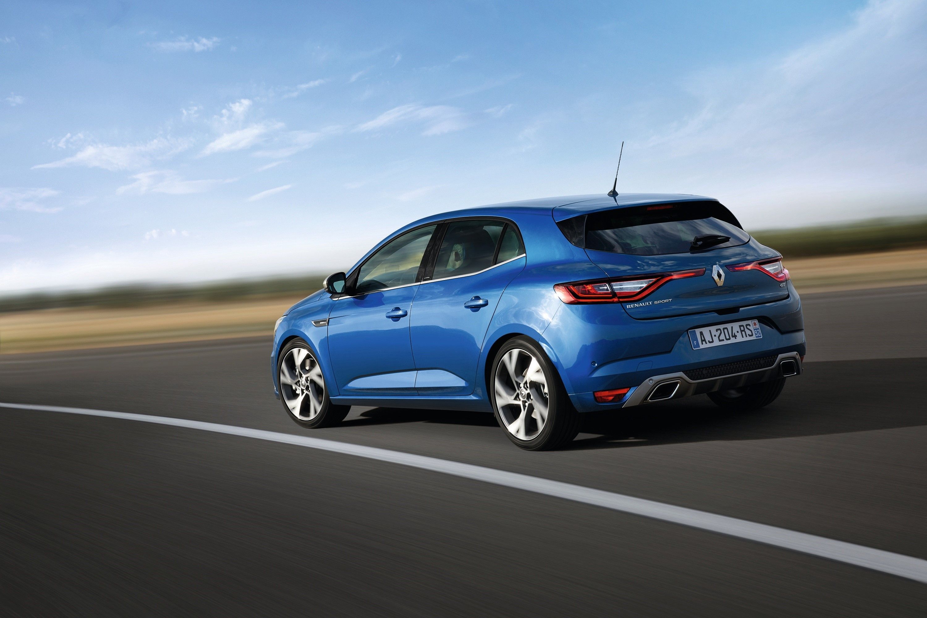 Renault Megane stationwagen vindt u Marco Motors